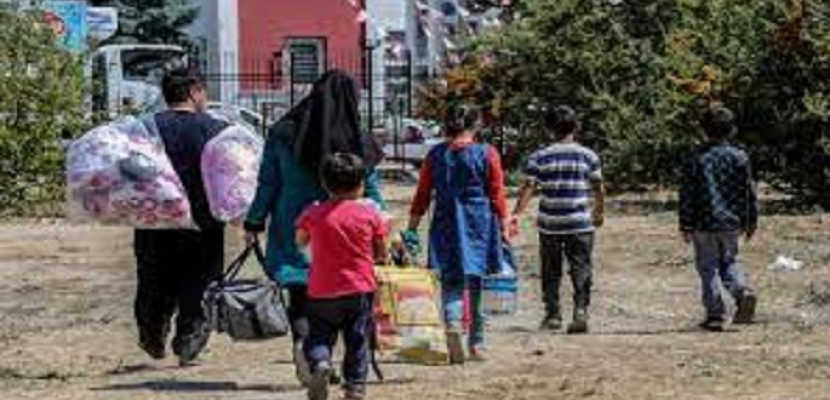 فاينانشال تايمز: مخاوف أوروبية من موجة لاجئين أفغان