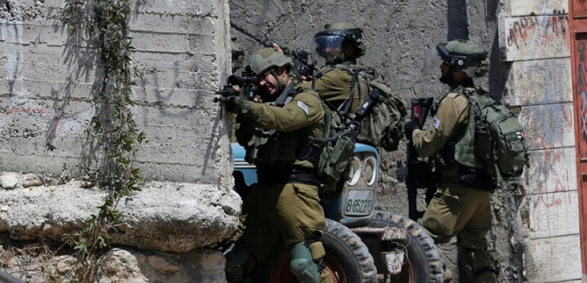 صفارات الإنذار تدوي في بلدات إسرائيلية قرب غزة وسماع صوت انفجار