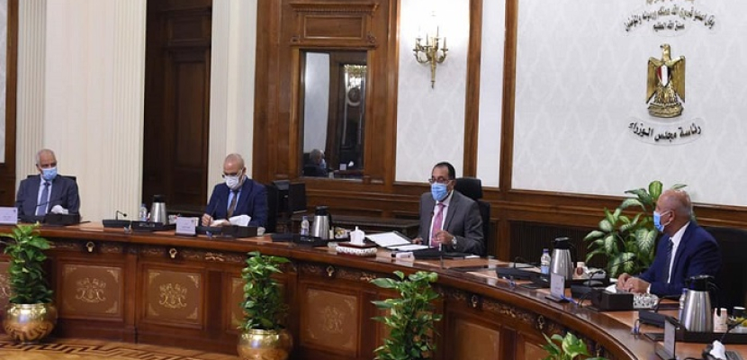 بالصور.. رئيس الوزراء يستعرض مقترح إنشاء وتشغيل محطة حافلات مركزية بمنطقة غرب القاهرة