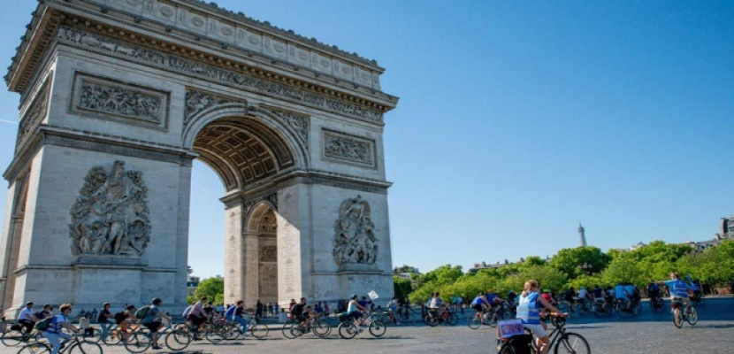 باريس “تتنفس” خلال فعالية “يوم بلا سيارات”