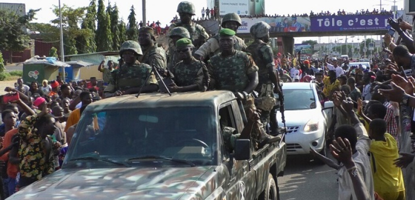 منفذو انقلاب غينيا يطلقون سراح العشرات من السجناء السياسيين