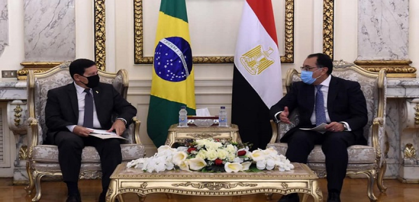بالصور.. رئيس الوزراء يلتقي نائب الرئيس البرازيلي بالقاهرة