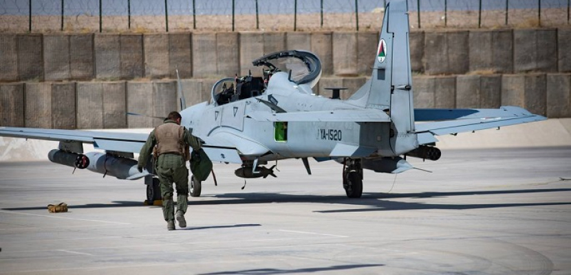 ديلي ميل: طالبان غاضبة بعد تخريب أمريكا للكثير الطائرات قبل مغادرتها