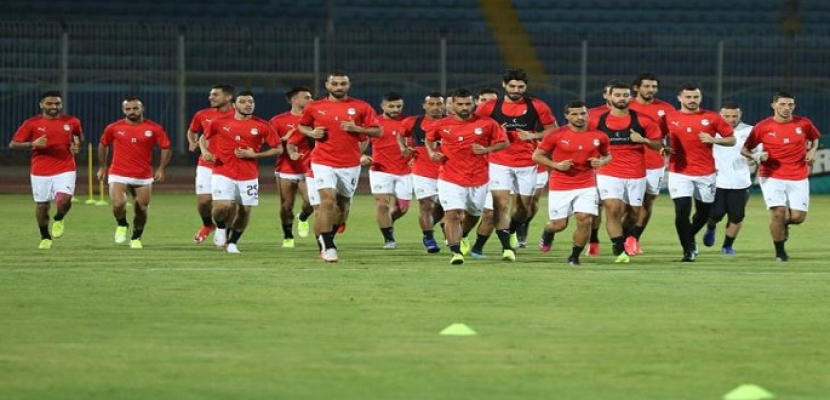 منتخب مصر بزيه الأساسي في مواجهة الجابون بتصفيات كأس العالم