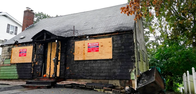 بالصور .. عرض منزل محترق للبيع بـ 400 ألف دولار في بوسطن