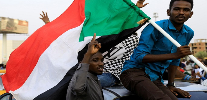تأهب أمني في الخرطوم تحسبا لتظاهرات حاشدة مع ذكرى الثورة
