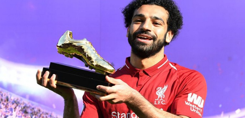 محمد صلاح يتوج بجائزة “القدم الذهبية” لعام 2021