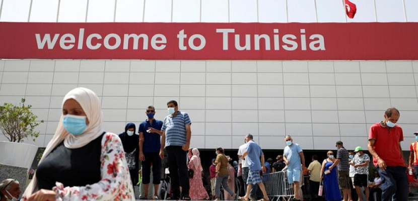 بداية من 1 ديسمبر.. تونس تفرض شروطا جديدة على الوافدين بسبب الـ”أوميكرون”
