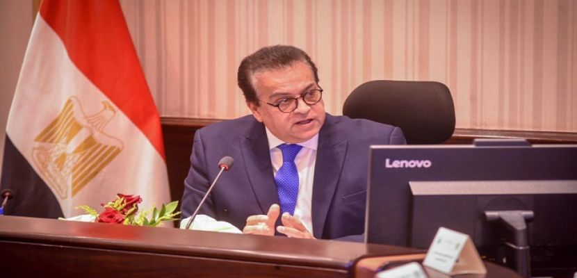 عبد الغفار يستعرض تقريرًا حول استعداد جامعة مصر التكنولوجية للعام الدراسي الجديد 2022/2023