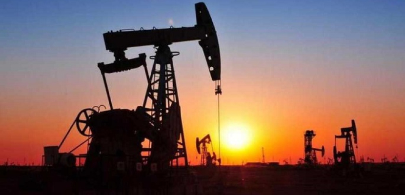 النفط بطريقه لسادس أسبوع من المكاسب وسط مخاوف إزاء الإمدادات