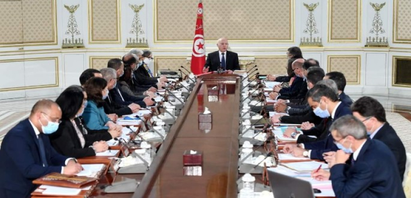الرئيس التونسي يؤكد حرصه التام على احترام القانون والمعاهدات الدولية في مجال حقوق الإنسان