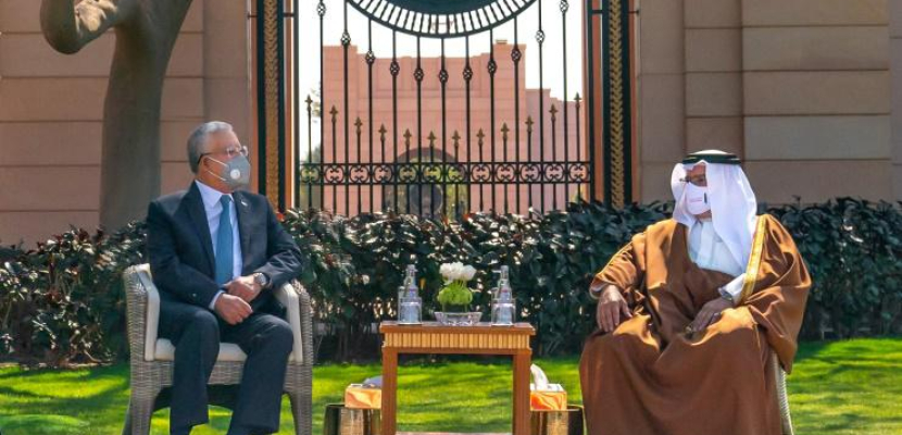رئيس مجلس النواب يلتقي ولي عهد مملكة البحرين رئيس مجلس الوزراء