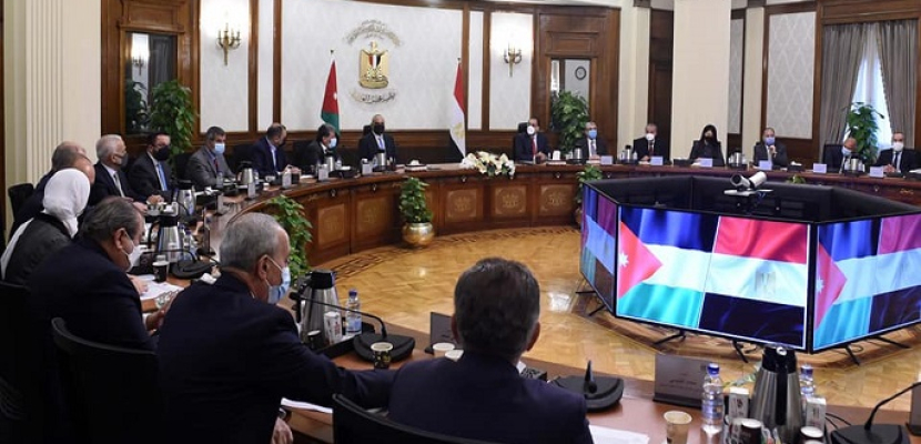 بالصور .. مدبولي يؤكد حرص الحكومة المصرية على توسيع نطاق الاستثمار المشترك مع الجانب الأردني