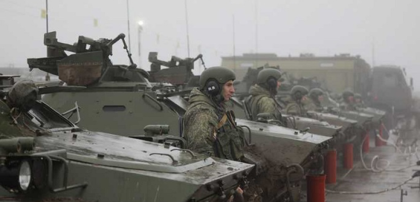 الديلى ميل : تقارير غربية تشير إلى استعداد بوتين غزو  اوكرانيا في 16 فبراير !!
