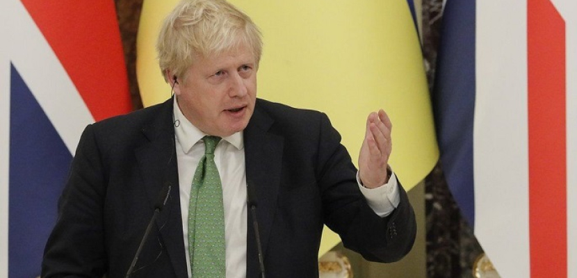 رئيس الوزراء البريطاني يصل بولندا لبحث الأزمة الأوكرانية