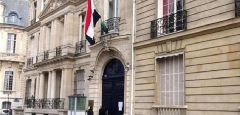 سفارة مصر ببوخارست تدعو المصريين القادمين من أوكرانيا الاتصال برقم طوارئ فور دخول رومانيا