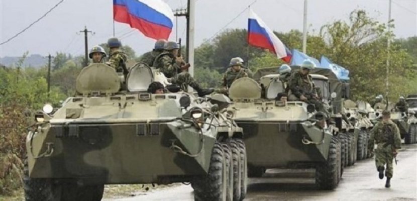 موسكو : قوات روسية منتشرة قرب أوكرانيا تباشر العودة إلى قواعدها