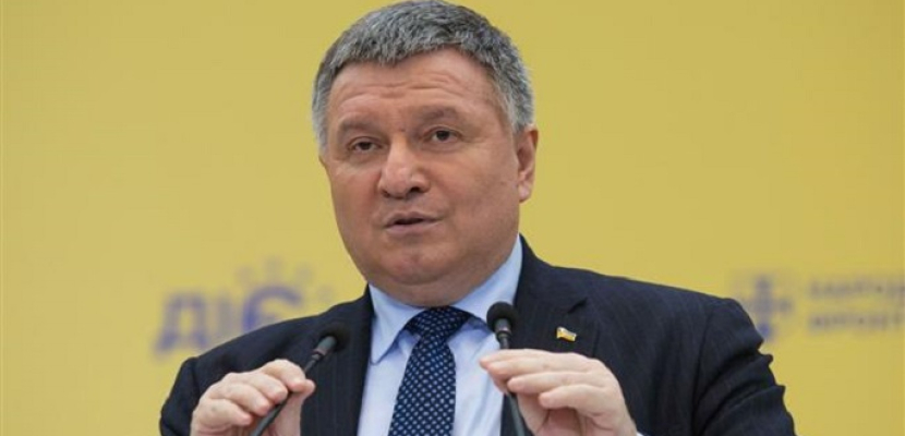 مستشار الرئيس الأوكراني: كييف تعاني من اختناقات مرورية وهلع بين المواطنين وأزمة وقود