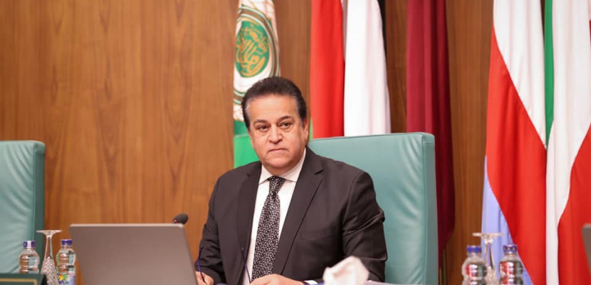 خالد عبدالغفار يؤكد الحرص على تعزيز النظم الصحية بالبلدان العربية لمواجهة التحديات الصحية المستقبلية