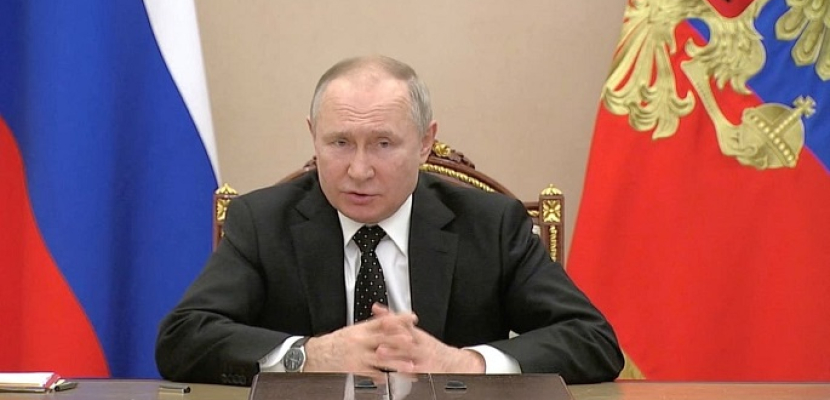 بوتين يحظر على الروس شراء أسهم في شركات أجنبية دون إذن البنك المركزي حتى نهاية هذا العام