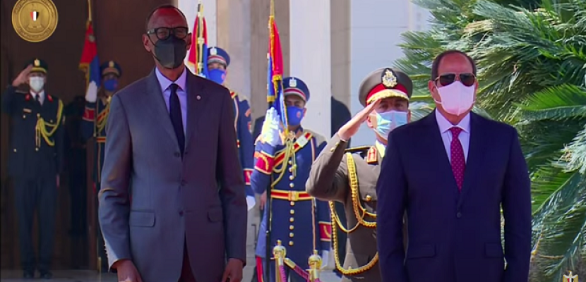 الرئيس السيسي يستقبل نظيره الرواندي في قصر الاتحادية