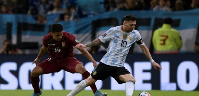 الأرجنتين يعزز موقعه فى تصفيات مونديال قطر بثلاثية نظيفة فى فنزويلا