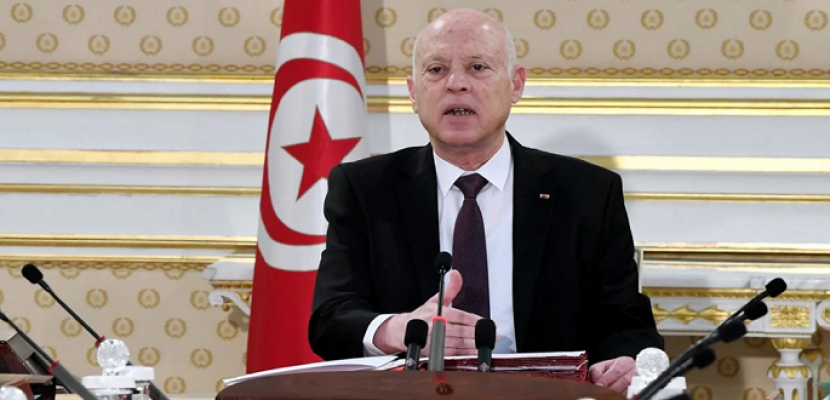 الرئيس التونسي يبدأ الترتيبات لعقد حوار وطني الخروج من الأزمة الحالية
