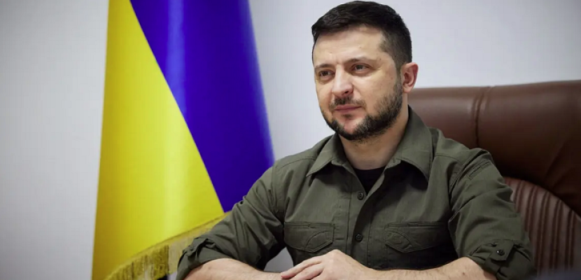 زيلينسكي: لا خيار آخر سوى إرسال دبابات ثقيلة إلى أوكرانيا