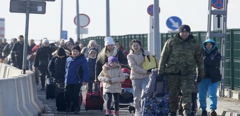 موسكو: إجلاء 127 شخصًا من أوكرانيا إلى داخل الأراضي الروسية