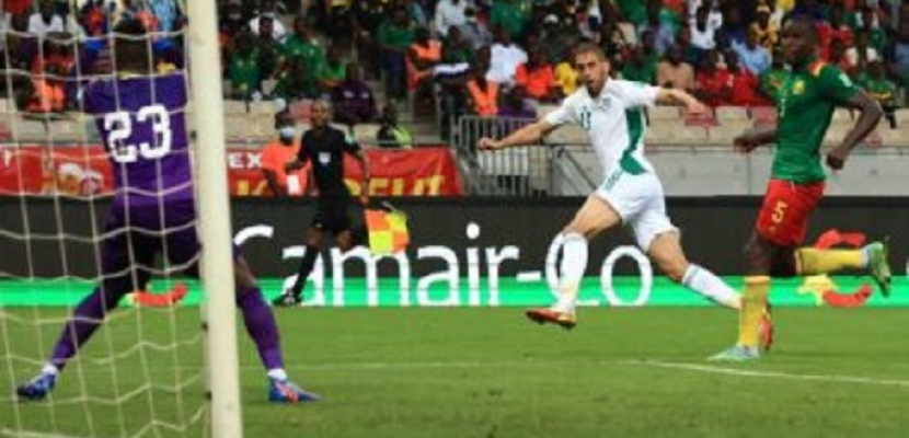منتخب الجزائر يفوز على مضيفه الكاميروني بهدف ويضع قدما في نهائيات كأس العالم