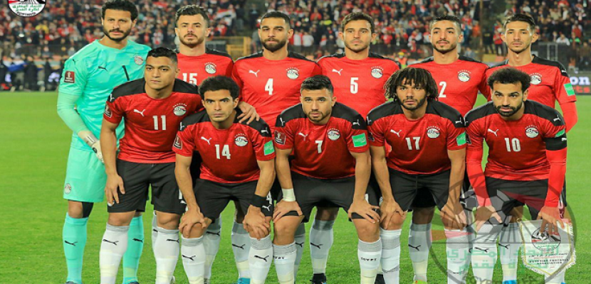 منتخب مصر يرتدي زيه الأساسي أمام السنغال في مواجهة الحسم بتصفيات كأس العالم