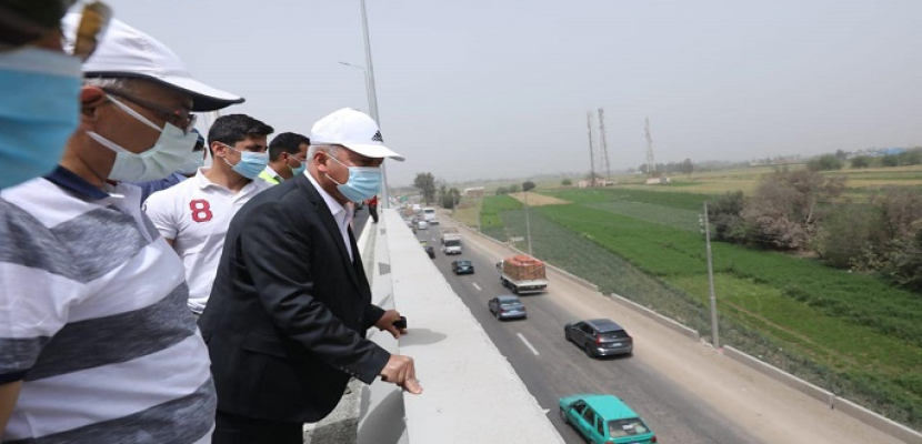 بالصور.. وزير النقل يتابع أعمال تطوير وتوسعة طريق القاهرة/الإسكندرية الزراعي