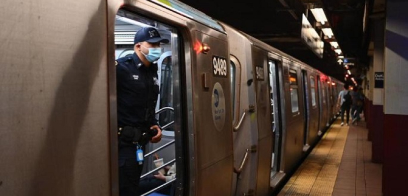 طعن امرأة في مترو أنفاق نيويورك في هجوم عشوائي