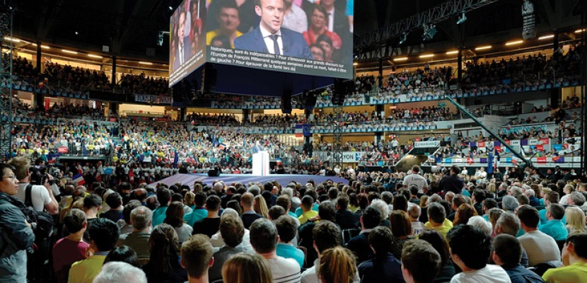 قبل أسبوع من الانتخابات الفرنسية.. ماكرون يعد بمزيد من العدالة الاجتماعية