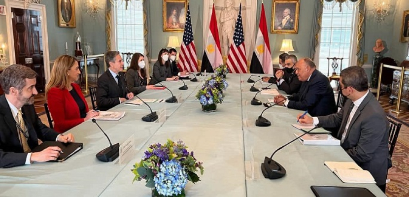 بالصور.. شكري يبحث مع نظيره الأمريكي العلاقات الاستراتيجية بين القاهرة وواشنطن