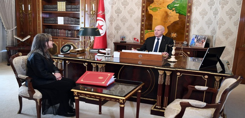 قيس سعيد يبحث مع رئيسة الحكومة الوضع الاقتصادي والاجتماعي في تونس