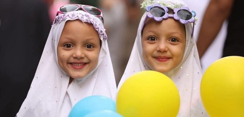 عيد الفطر يحل في العالم الإسلامي في 3 أيام مختلفة