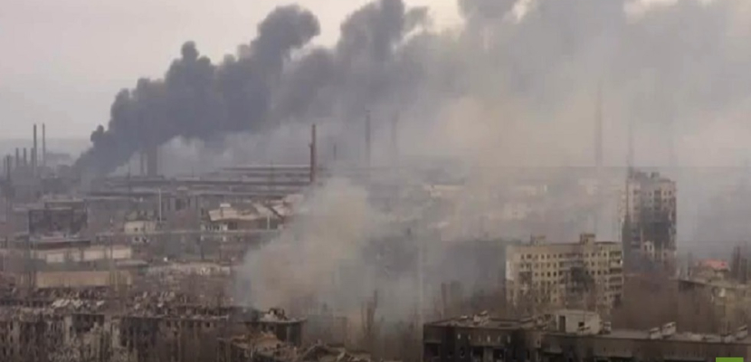أوكرانيا: القوات الروسية تواصل شن غارات على مصنع آزوفستال