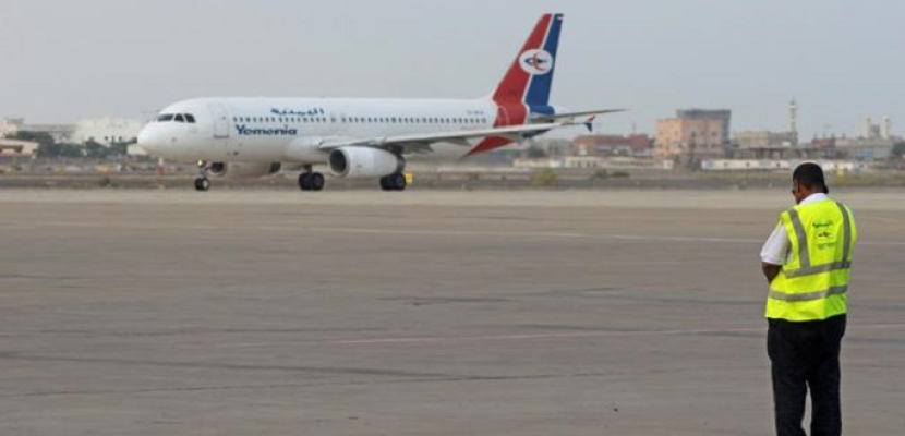 المبعوث الأممي إلى اليمن يرحب بانطلاق أول رحلة من مطار صنعاء