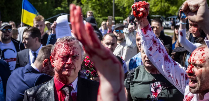 وزير خارجية بولندا: الاعتداء على السفير الروسي في وارسو “حادث مؤسف”