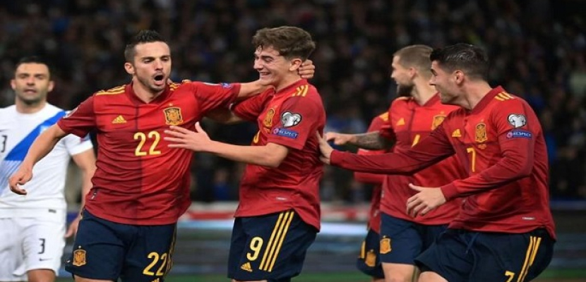 إنريكي يعلن قائمة منتخب إسبانيا لمباريات دوري الأمم الأوروبية