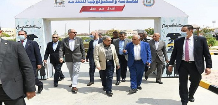 بالصور.. وزير الدولة للإنتاج الحربي يتفقد الأكاديمية المصرية للهندسة والتكنولوجيا المتقدمة