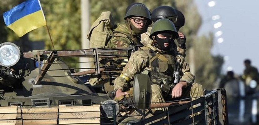 القوات الأوكرانية تتصدى لهجمات روسية على 11 منطقة