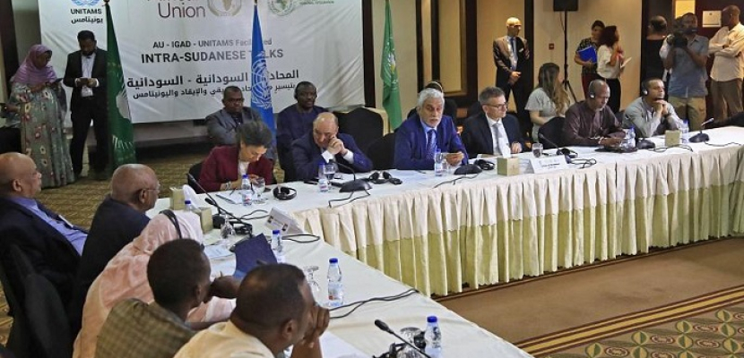 الحوار السوداني يعقد جلسة اجرائية ويدعو كافة القوى السياسية للإنضمام