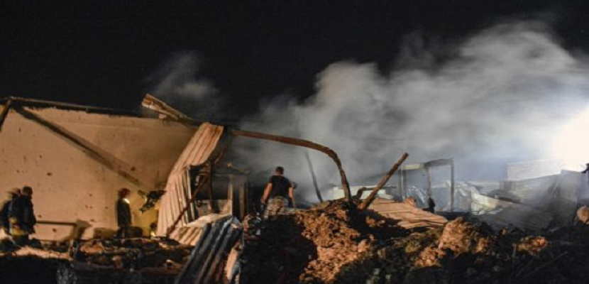 مقتل العشرات في انفجار مستودع أسلحة بريف إدلب