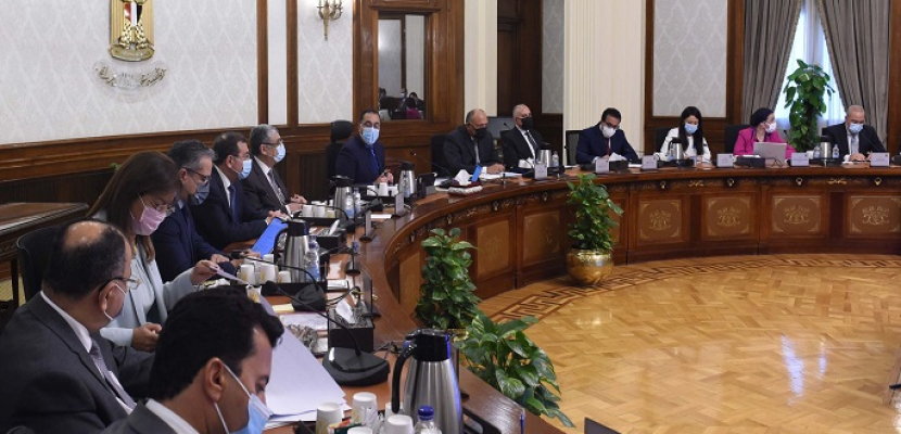 بالصور.. رئيس الوزراء يترأس اجتماع اللجنة العليا المعنية بالتحضير لاستضافة مصر للدورة الـ27 لمؤتمر تغير المناخ