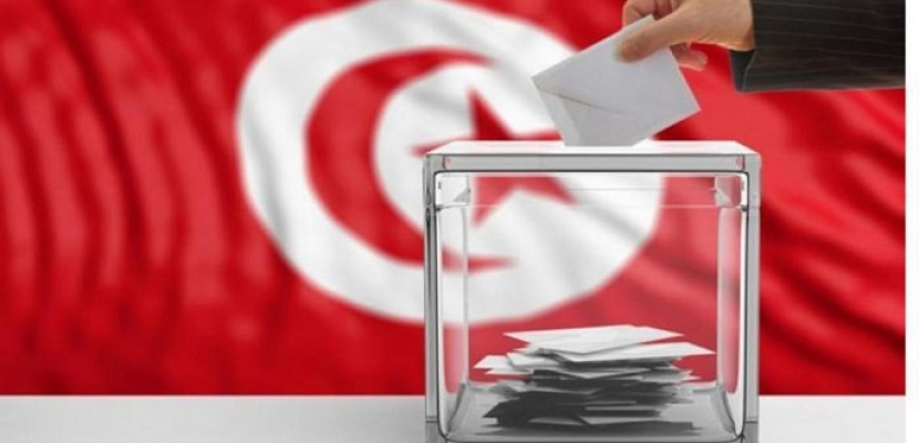 التونسيون بالخارج يدلون بأصواتهم في الاستفتاء على مشروع الدستور الجديد للبلاد السبت