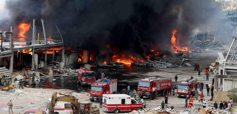 إخماد حريق التهم 150 محلا جنوبي بغداد بالعراق
