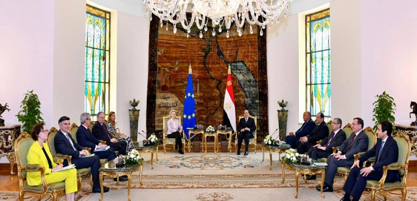 رئيسة المفوضية الأوروبية تؤكد أهمية تعزيز التعاون مع مصر في قضايا المناخ والطاقة والتحول الأخضر