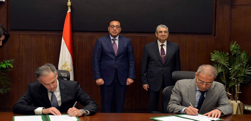 بالصور.. رئيس الوزراء يشهد مراسم توقيع اتفاقيتي تعاون لدعم جهود إزالة الكربون من قطاع الطاقة بمصر